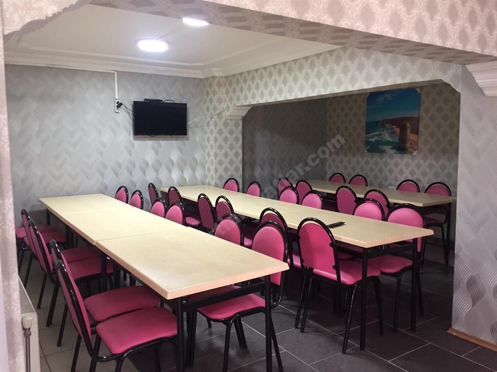 Metro K�z ��renci Yurdu