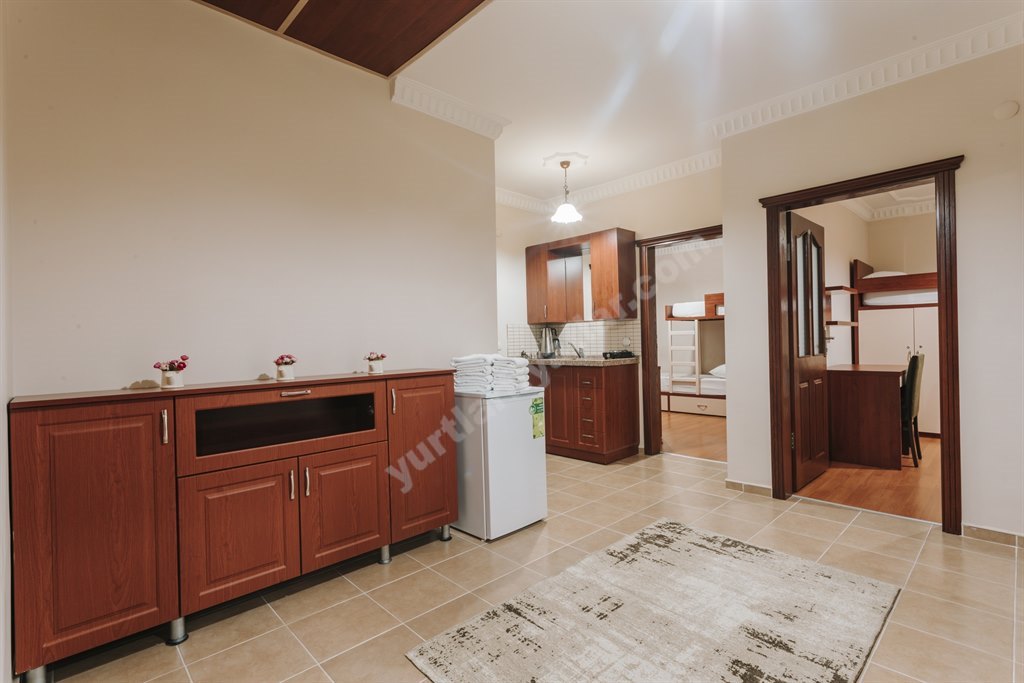 Nazl� Erkek ��renci Yurdu