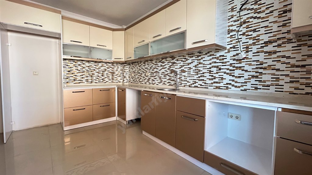 Modern ��renci Apart�