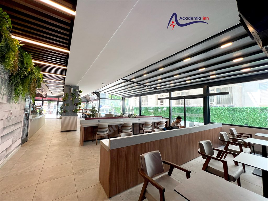 Academia Inn K�z Rezidans�