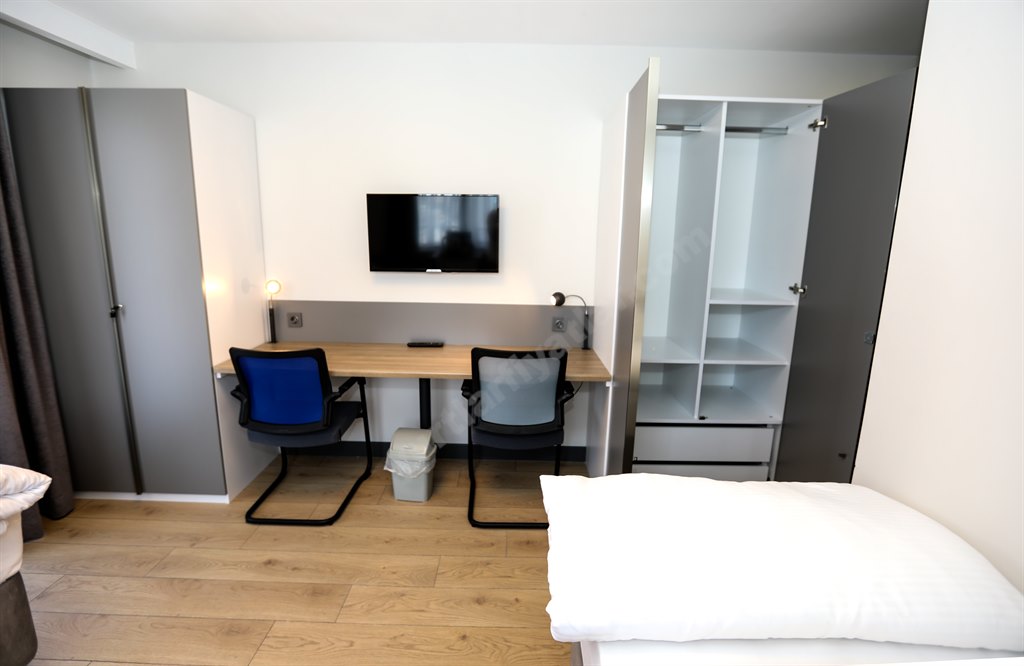 Academia Inn K�z Rezidans�