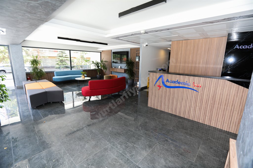Academia Inn K�z Rezidans�