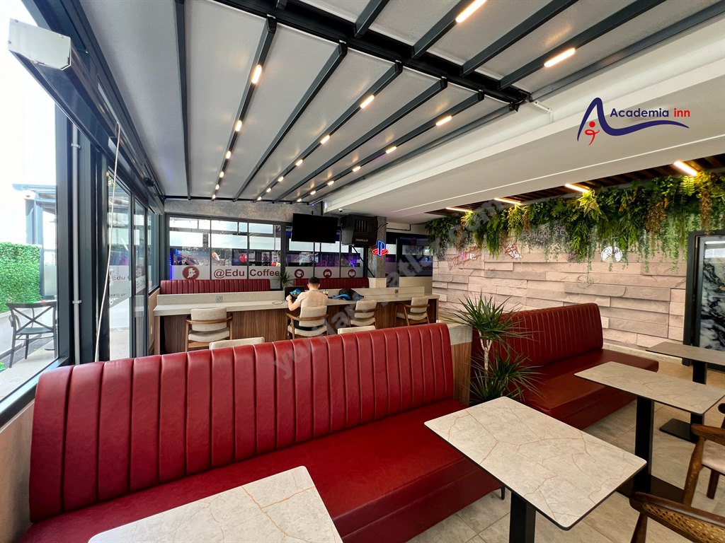 Academia Inn K�z Rezidans�