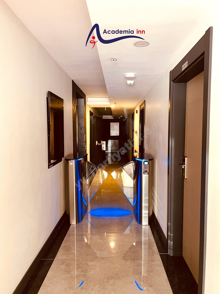 Academia Inn K�z Rezidans�