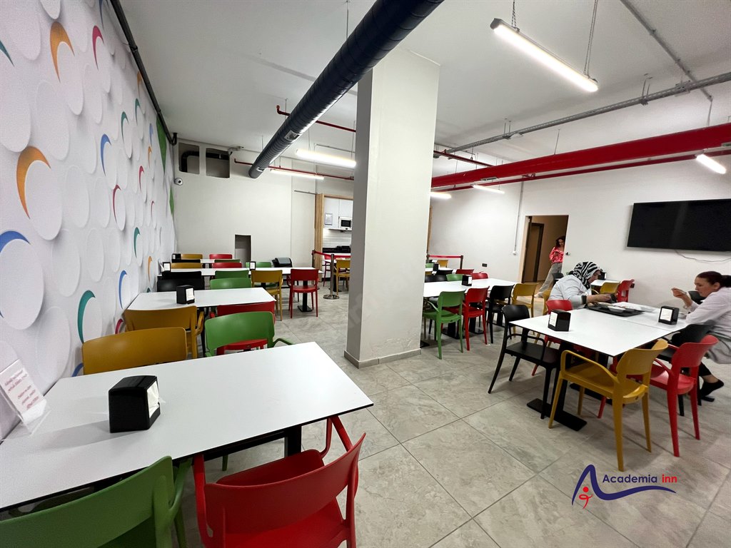 Academia Inn K�z Rezidans�