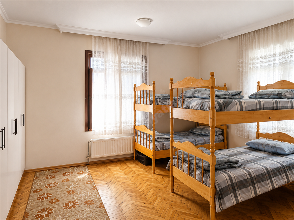 �zel G�lba�� Erkek ��renci Yurdu