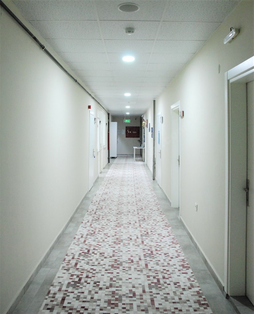 Mihrapl� Y�ksek��retim K�z ��renci Yurdu - Koridor