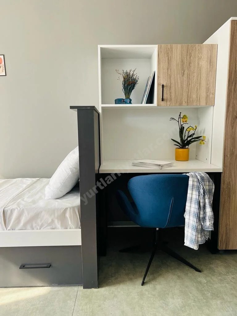 Biruni �niversitesi K�z ve Erkek Yurdu