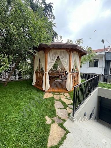 Villa Valide Bayan - Bah�e