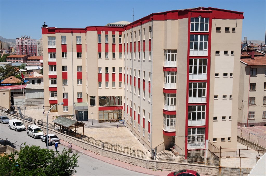 Karatay Y�ksek ��renim Erkek ��renci Yurdu 