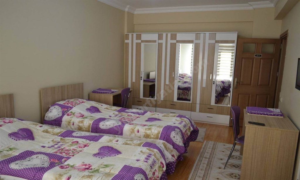 Dream K�z Apart