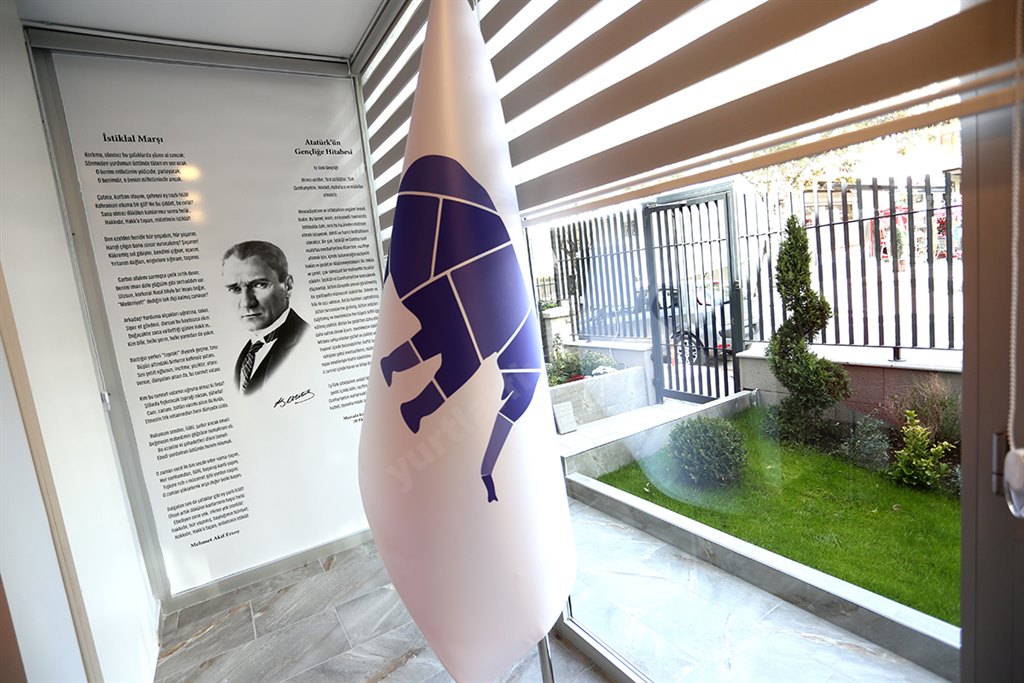 Ey�bo�lu K�z ��renci Yurdu