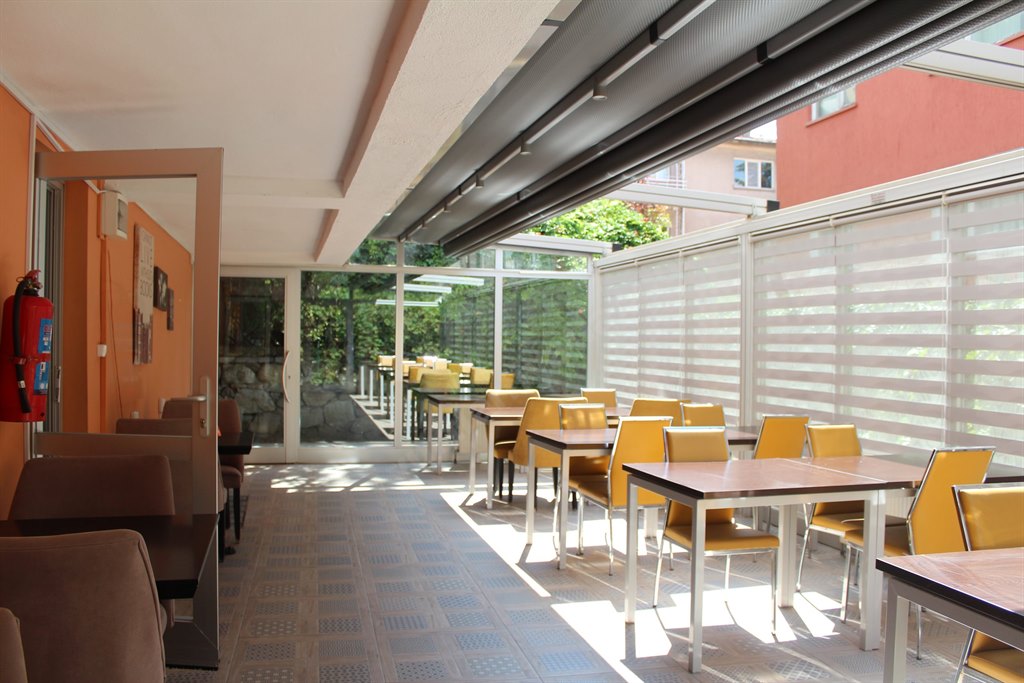 Ey�bo�lu K�z ��renci Yurdu