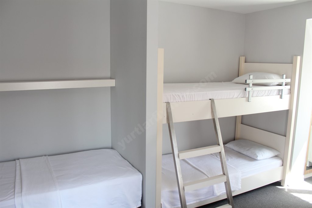 Ey�bo�lu K�z ��renci Yurdu