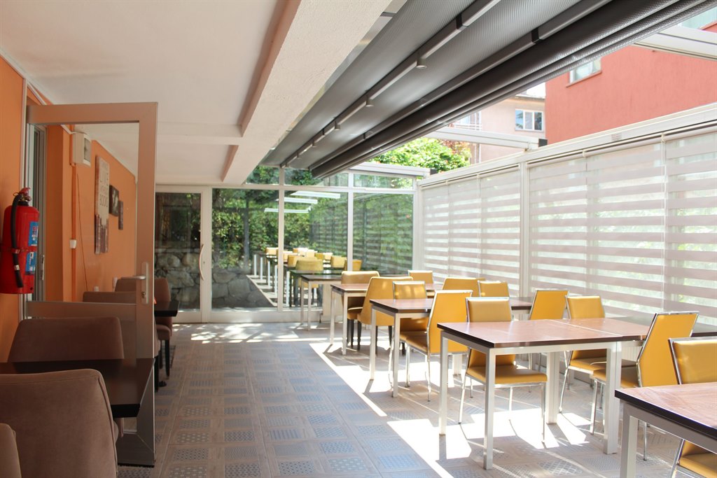 Ey�bo�lu K�z ��renci Yurdu