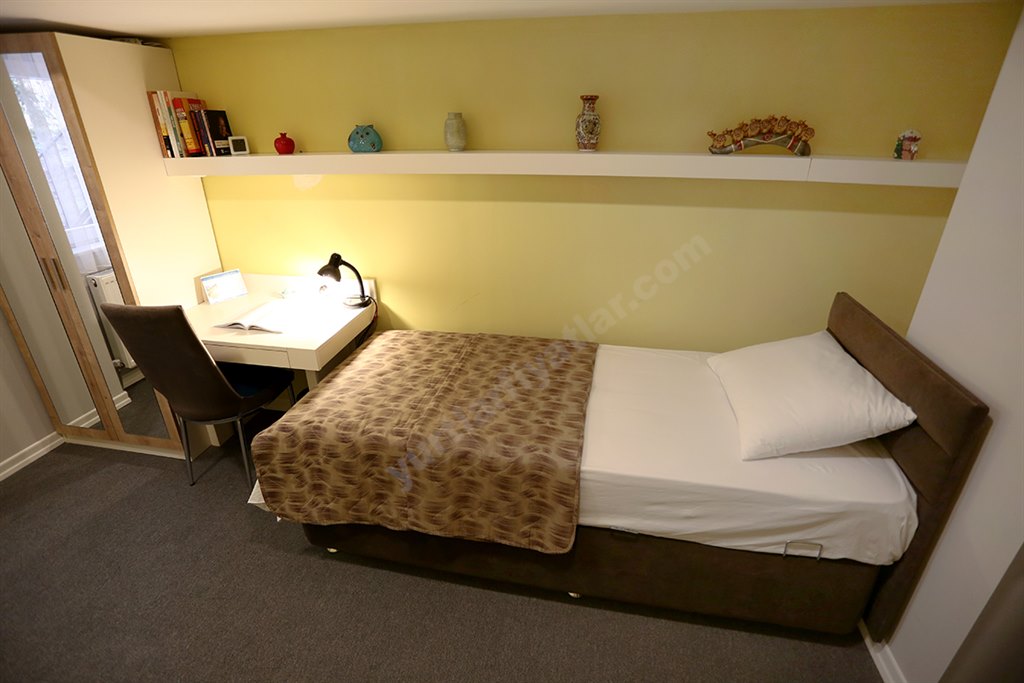 Ey�bo�lu K�z ��renci Yurdu