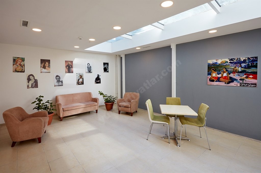 Sabiha Han�m Maltepe Erkek ��renci Yurdu