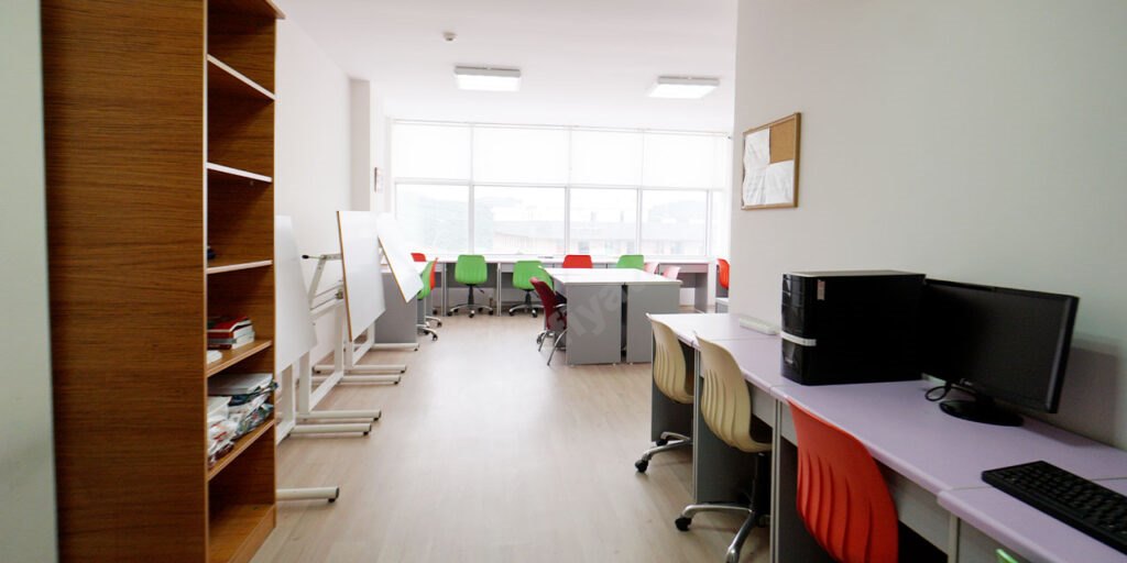 Kocaeli Ata K�z ��renci Yurdu - Et�t Salonu