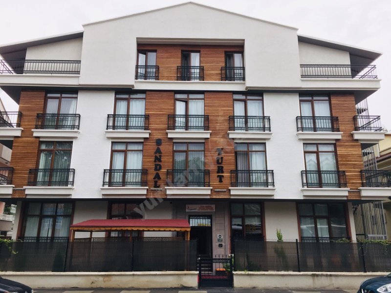 Bah�elievler �zel Sandal K�z ��renci Yurdu