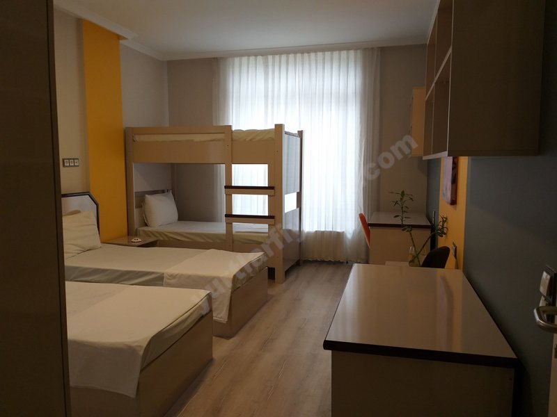 Bah�elievler �zel Sandal K�z ��renci Yurdu