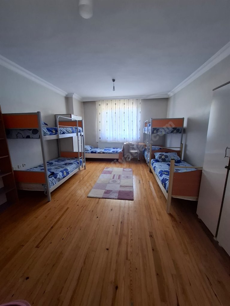 Konya Meram Arifan K�z Yurdu - 5 Ki�ilik Oda 