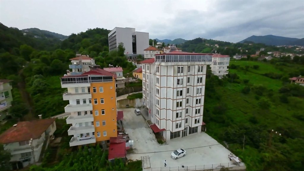 �arburnu Erkek ��renci Yurdu - Bina