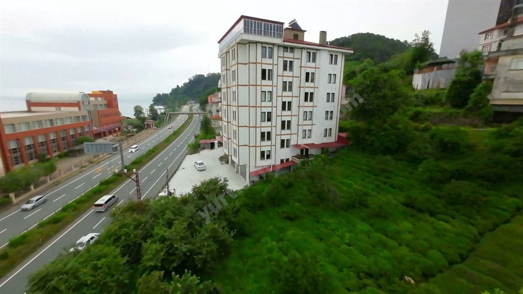 �arburnu Erkek ��renci Yurdu - Bina