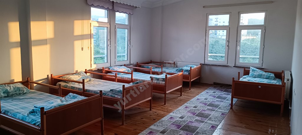 Piraziz Erkek ��renci Yurdu