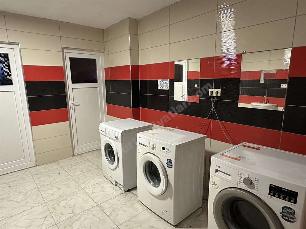 Muradiye Erkek ��renci Yurdu - �ama��r Odas�