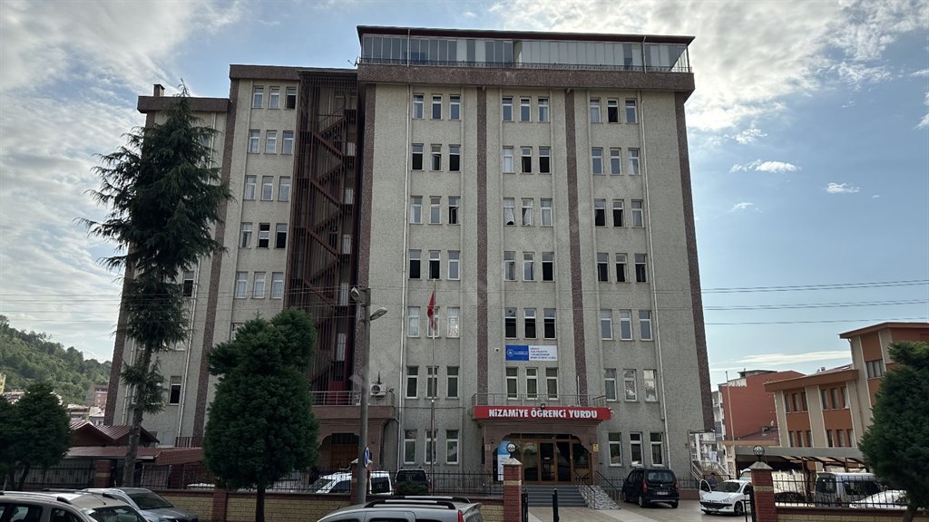 Nizamiye Erkek ��renci Yurdu - Bina