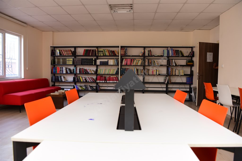 Birlik Vakf� Erkek ��renci Yurdu - Et�t Odas�