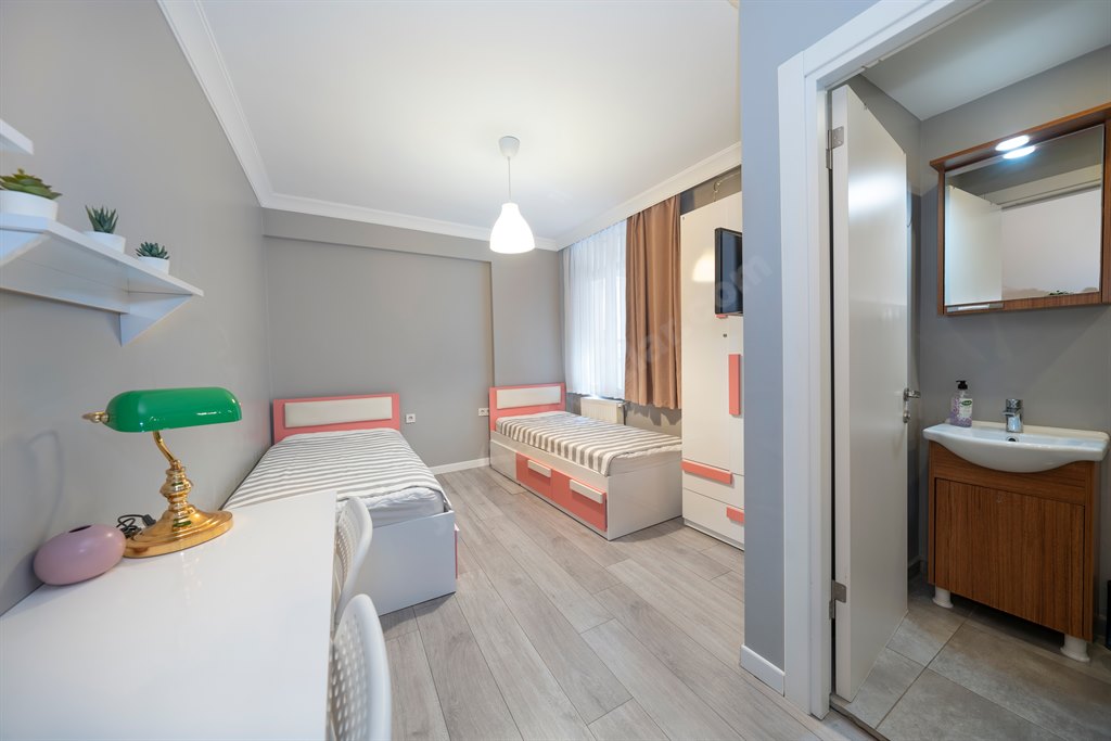 Academic House �nci K�z Yurdu (Kad�k�y)