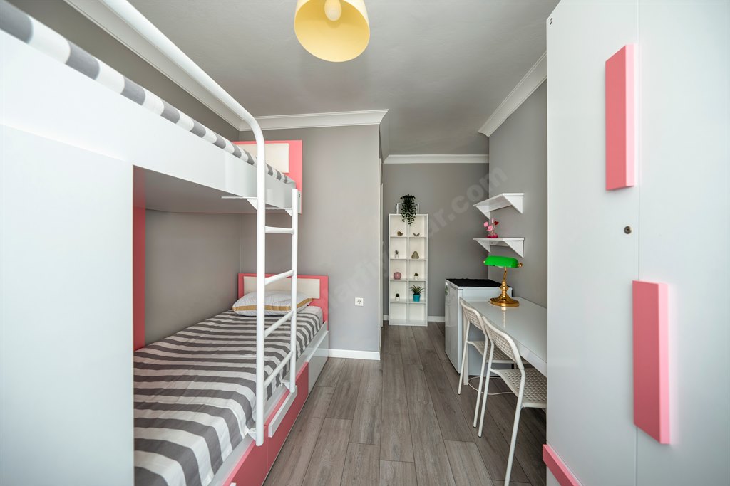 Academic House �nci K�z Yurdu (Kad�k�y)