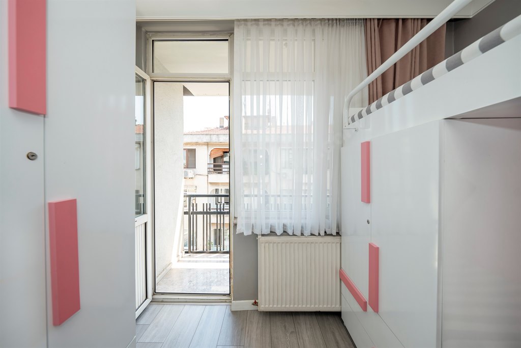 Academic House �nci K�z Yurdu (Kad�k�y)