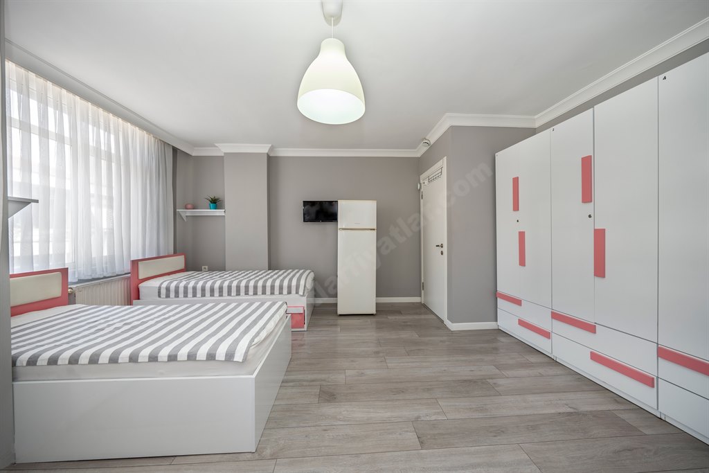 Academic House �nci K�z Yurdu (Kad�k�y)