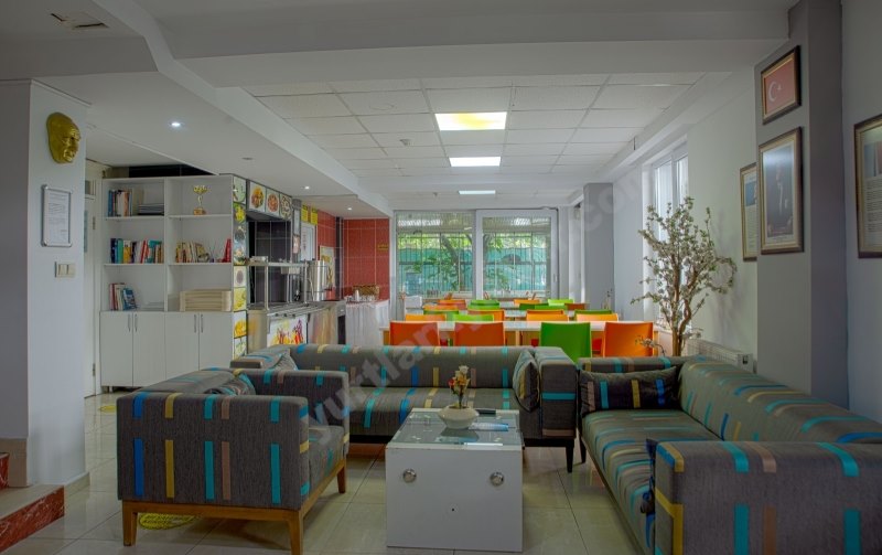 Yurt Akademi S�hhiye Erkek �ubesi