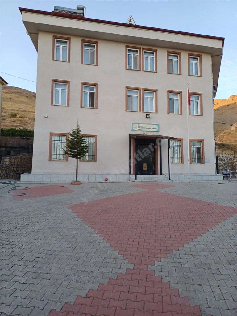 Pertek Ferhatlar Erkek ��renci Yurdu
