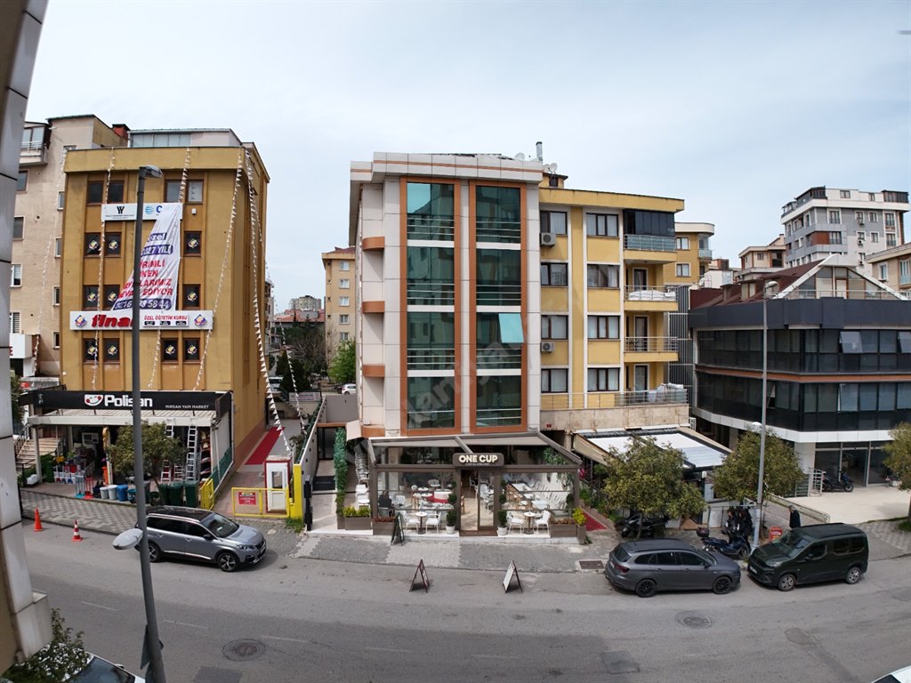 Academic House K�z ��renci Yurtlar� - Ku� Bak���