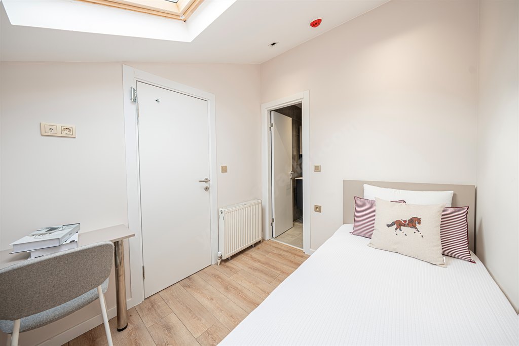 Academic House Ata�ehir �nci K�z ��renci Yurdu