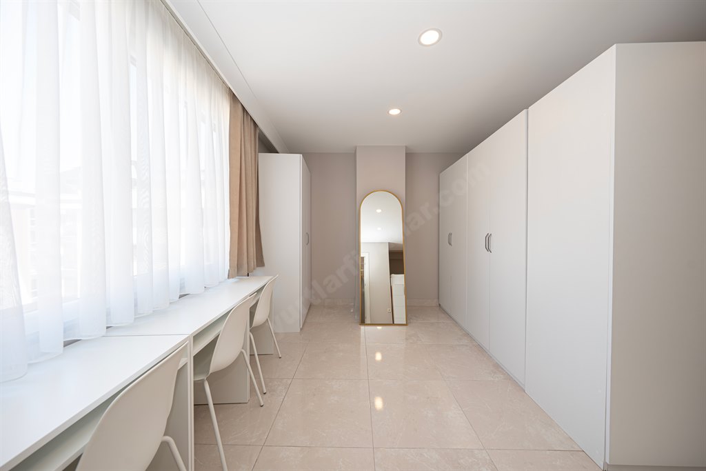 Academic House �nci K�z Yurdu (Maltepe)