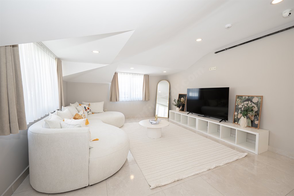 Academic House �nci K�z Yurdu (Maltepe)