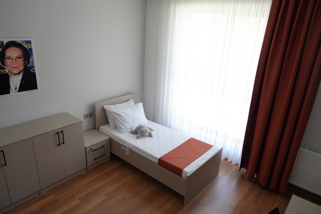 M�A Vakf� �zel K�z ��renci Yurdu