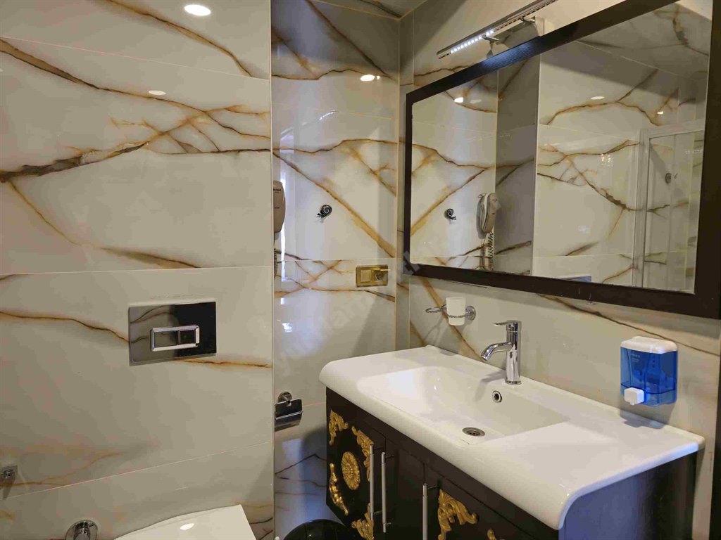 �nci Suit Beylikd�z� K�z ��renci Yurdu