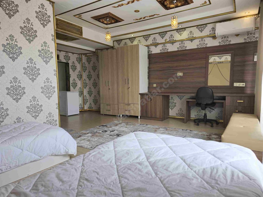 �nci Suit Beylikd�z� K�z ��renci Yurdu