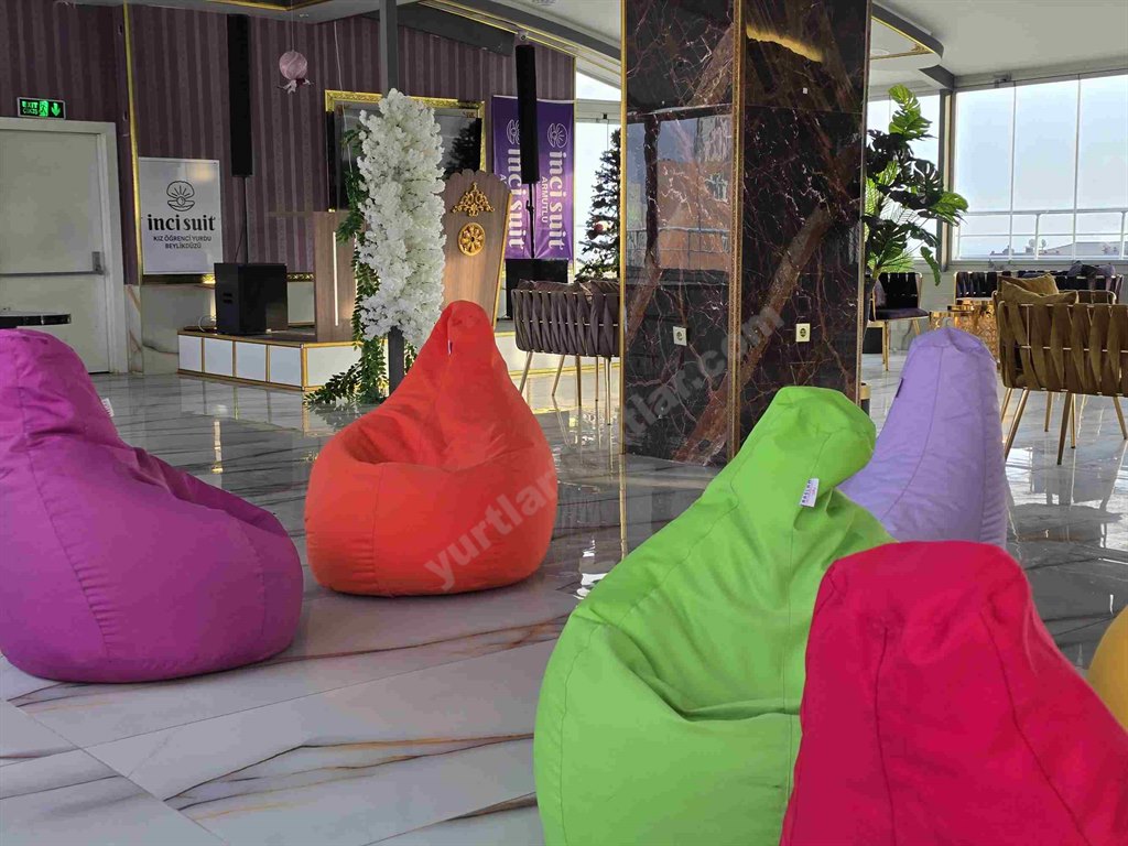 �nci Suit Beylikd�z� K�z ��renci Yurdu