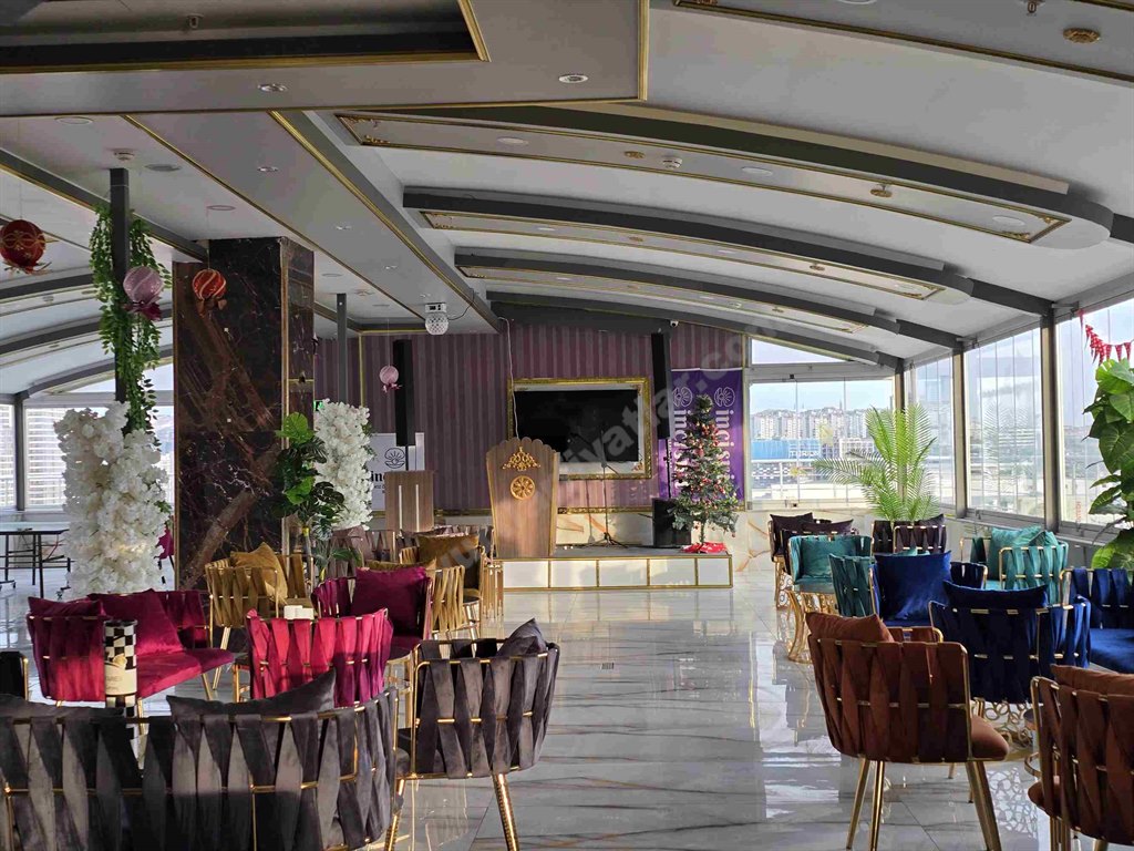 �nci Suit Beylikd�z� K�z ��renci Yurdu