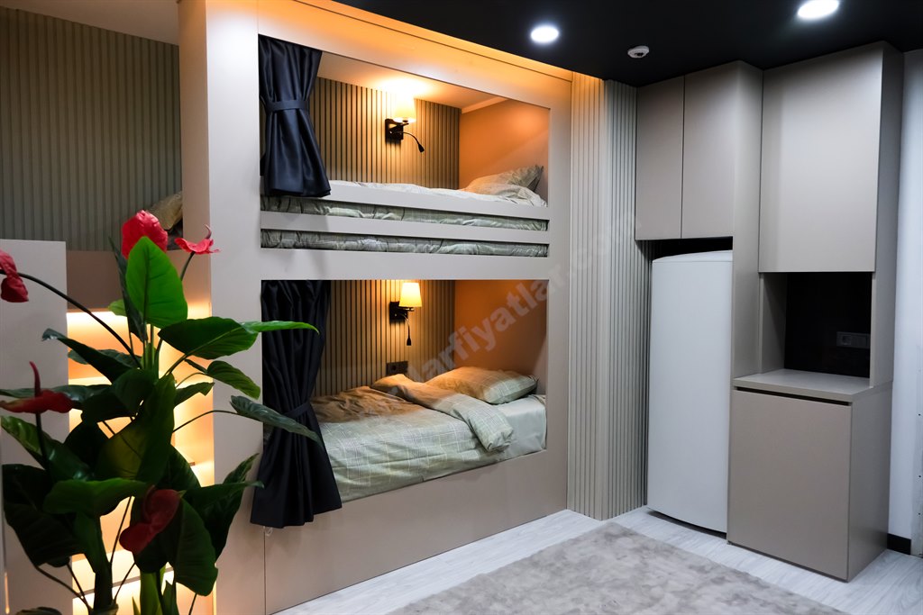 �nci Suit Fatih K�z ��renci Yurdu