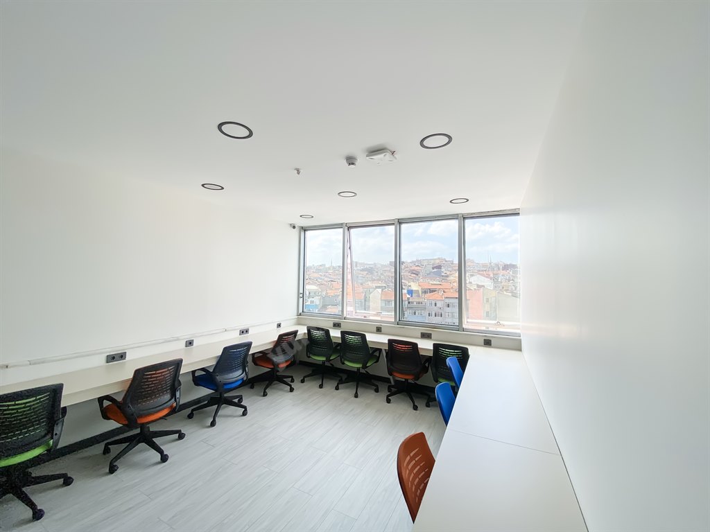 �nci Suit Fatih K�z ��renci Yurdu