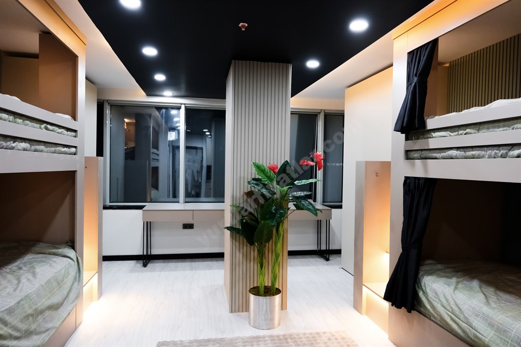 �nci Suit Fatih K�z ��renci Yurdu