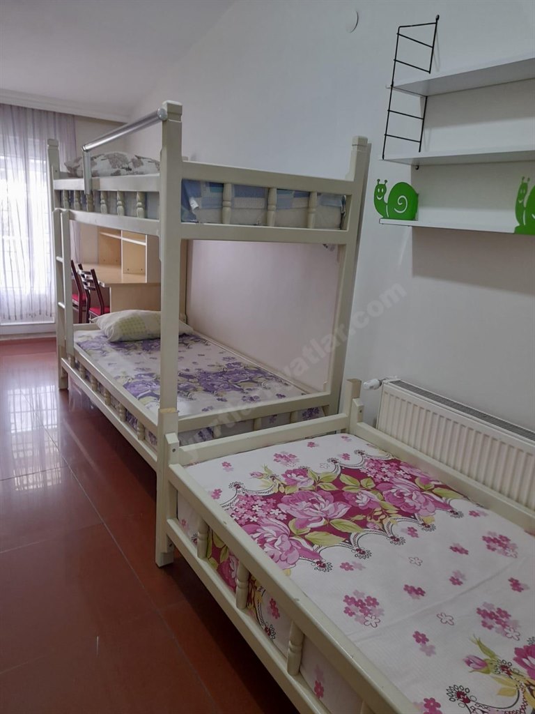 �i�li K�z Evi